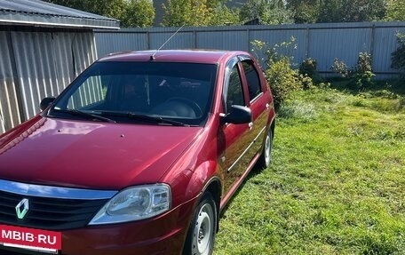 Renault Logan I, 2010 год, 550 000 рублей, 4 фотография