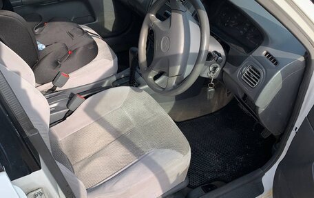 Mazda Familia, 1999 год, 320 000 рублей, 6 фотография