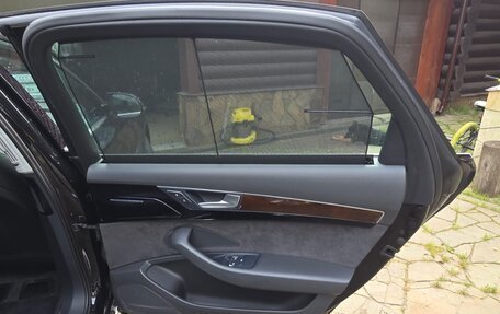 Audi A8, 2014 год, 3 050 000 рублей, 14 фотография