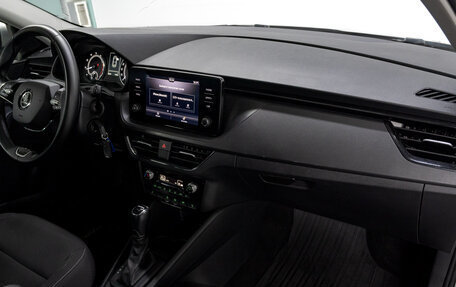 Skoda Rapid II, 2022 год, 1 739 000 рублей, 16 фотография