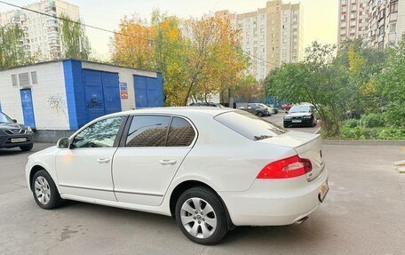 Skoda Superb III рестайлинг, 2012 год, 1 200 000 рублей, 3 фотография