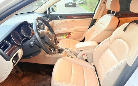 Skoda Superb III рестайлинг, 2012 год, 1 200 000 рублей, 11 фотография