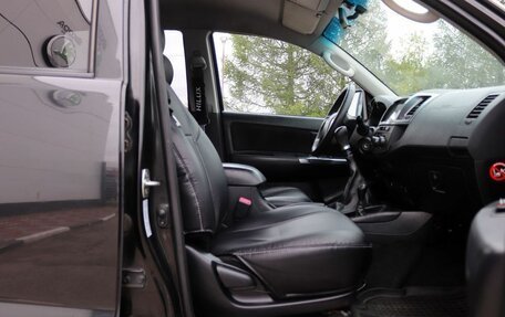 Toyota Hilux VII, 2014 год, 2 401 000 рублей, 13 фотография