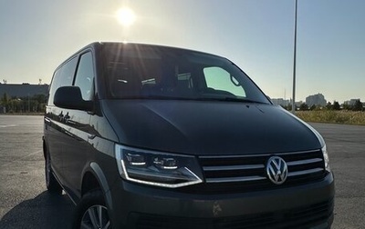 Volkswagen Caravelle T6 рестайлинг, 2018 год, 3 735 000 рублей, 1 фотография
