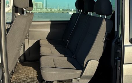 Volkswagen Caravelle T6 рестайлинг, 2018 год, 3 735 000 рублей, 17 фотография