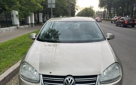 Volkswagen Jetta VI, 2009 год, 539 000 рублей, 2 фотография