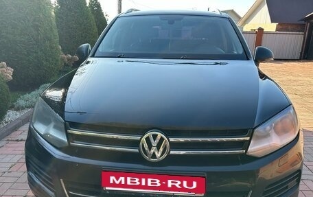 Volkswagen Touareg III, 2012 год, 2 700 000 рублей, 2 фотография