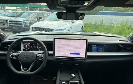 Volkswagen Teramont, 2025 год, 6 267 000 рублей, 11 фотография