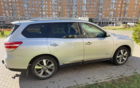 Nissan Pathfinder, 2015 год, 1 800 000 рублей, 7 фотография