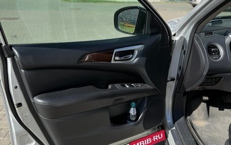 Nissan Pathfinder, 2015 год, 1 800 000 рублей, 4 фотография