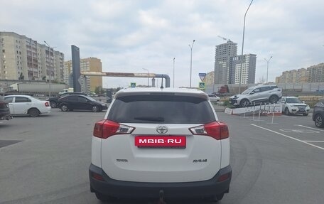 Toyota RAV4, 2014 год, 1 750 000 рублей, 5 фотография