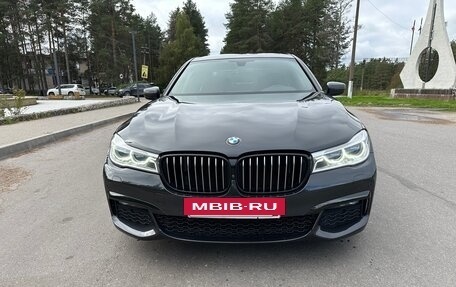 BMW 7 серия, 2017 год, 3 100 000 рублей, 2 фотография