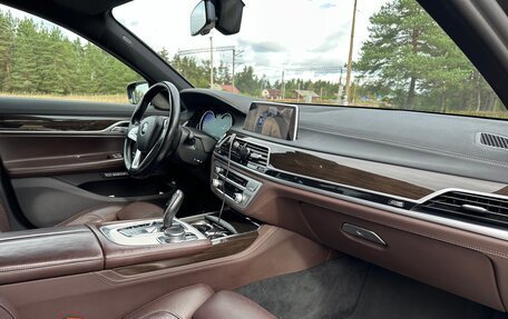 BMW 7 серия, 2017 год, 3 100 000 рублей, 15 фотография