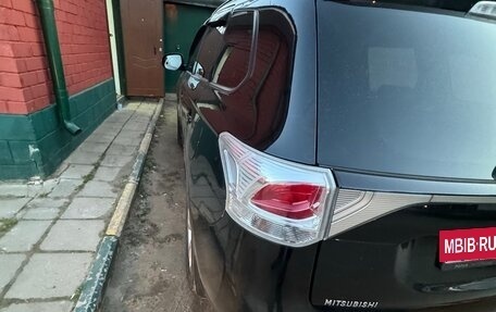 Mitsubishi Outlander III рестайлинг 3, 2012 год, 1 450 000 рублей, 2 фотография
