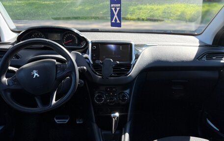 Peugeot 208 II, 2013 год, 740 000 рублей, 7 фотография