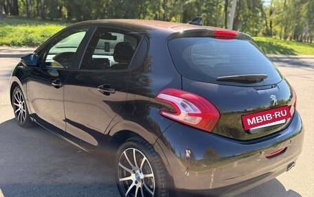 Peugeot 208 II, 2013 год, 740 000 рублей, 4 фотография
