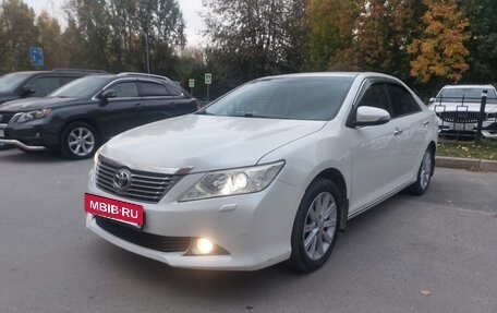 Toyota Camry, 2012 год, 2 040 000 рублей, 8 фотография