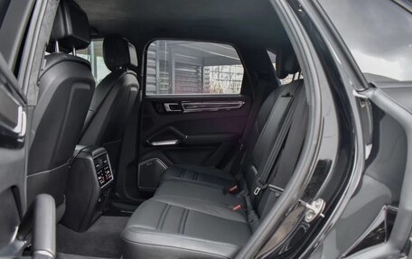 Porsche Cayenne III, 2021 год, 12 000 000 рублей, 10 фотография