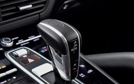 Porsche Cayenne III, 2021 год, 12 000 000 рублей, 14 фотография