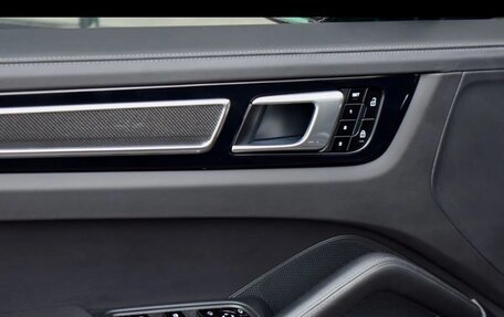 Porsche Cayenne III, 2021 год, 12 000 000 рублей, 12 фотография