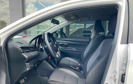 Toyota Vios III, 2022 год, 1 200 001 рублей, 8 фотография