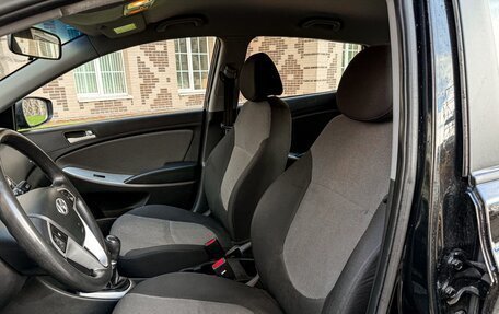 Hyundai Solaris II рестайлинг, 2011 год, 710 000 рублей, 10 фотография