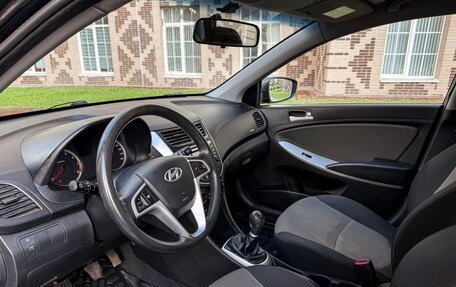 Hyundai Solaris II рестайлинг, 2011 год, 710 000 рублей, 9 фотография