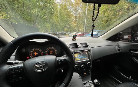 Toyota Corolla, 2011 год, 700 000 рублей, 9 фотография