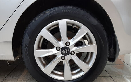 Hyundai Solaris II рестайлинг, 2013 год, 630 000 рублей, 13 фотография