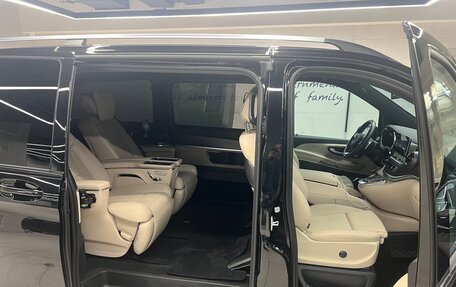 Mercedes-Benz V-Класс, 2023 год, 11 199 999 рублей, 6 фотография
