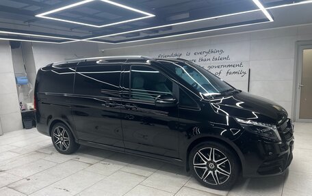 Mercedes-Benz V-Класс, 2023 год, 11 199 999 рублей, 5 фотография