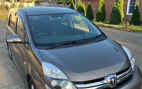 Toyota ISis I, 2012 год, 1 450 000 рублей, 5 фотография