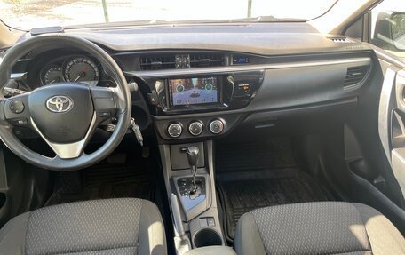 Toyota Corolla, 2013 год, 1 090 000 рублей, 15 фотография