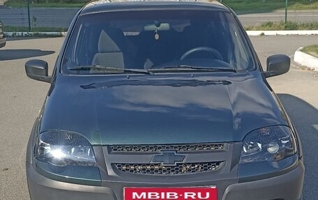 Chevrolet Niva I рестайлинг, 2011 год, 580 000 рублей, 1 фотография