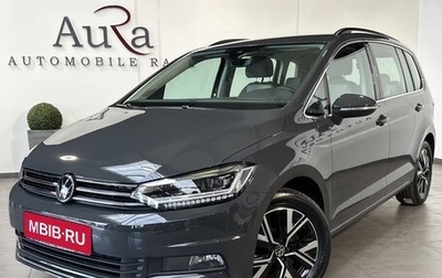 Volkswagen Touran III, 2021 год, 3 050 000 рублей, 1 фотография