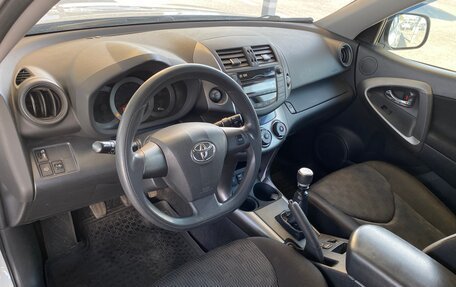 Toyota RAV4, 2012 год, 1 327 000 рублей, 15 фотография