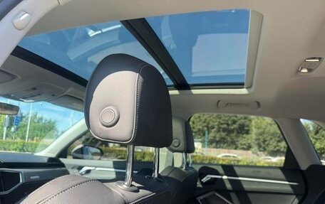 Audi Q3, 2022 год, 2 400 000 рублей, 12 фотография