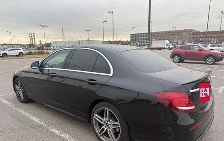 Mercedes-Benz E-Класс, 2018 год, 3 490 000 рублей, 6 фотография