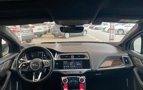 Jaguar I-Pace I, 2018 год, 3 697 000 рублей, 13 фотография