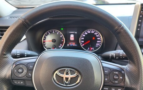 Toyota RAV4, 2020 год, 2 999 999 рублей, 12 фотография