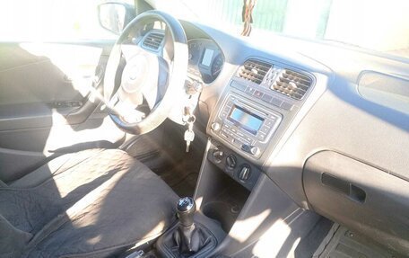 Volkswagen Polo VI (EU Market), 2014 год, 800 000 рублей, 7 фотография