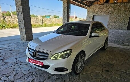 Mercedes-Benz E-Класс, 2013 год, 1 700 000 рублей, 10 фотография