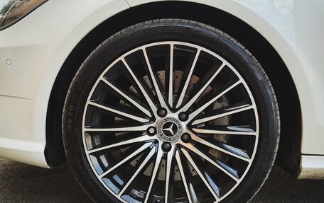 Mercedes-Benz CLS, 2013 год, 2 750 000 рублей, 15 фотография