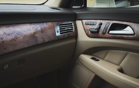Mercedes-Benz CLS, 2013 год, 2 750 000 рублей, 21 фотография