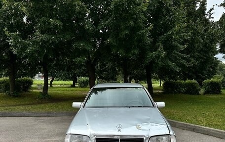 Mercedes-Benz C-Класс, 1996 год, 240 000 рублей, 1 фотография