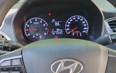 Hyundai Solaris II рестайлинг, 2021 год, 1 400 000 рублей, 8 фотография