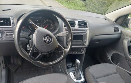 Volkswagen Polo VI (EU Market), 2018 год, 1 370 000 рублей, 5 фотография