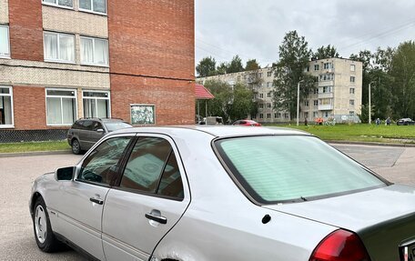 Mercedes-Benz C-Класс, 1996 год, 240 000 рублей, 4 фотография