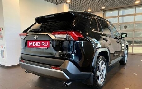 Toyota RAV4, 2020 год, 2 840 000 рублей, 3 фотография