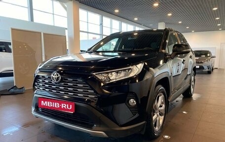 Toyota RAV4, 2020 год, 2 840 000 рублей, 7 фотография